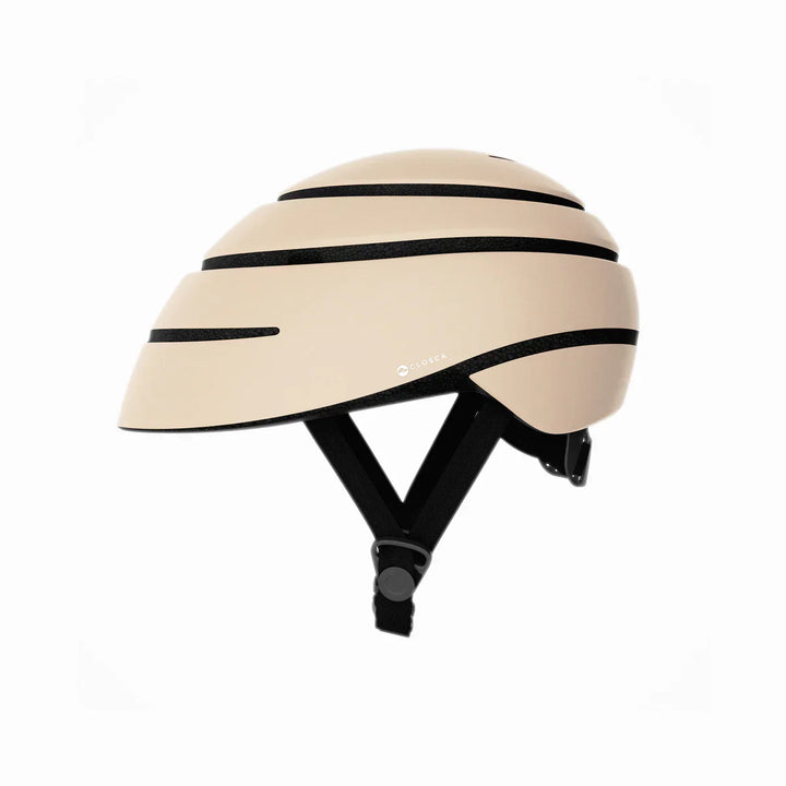 Beiger Fahrradhelm Closca Loop Aurora Sahara mit schwarzen Streifen, Seitenansicht
